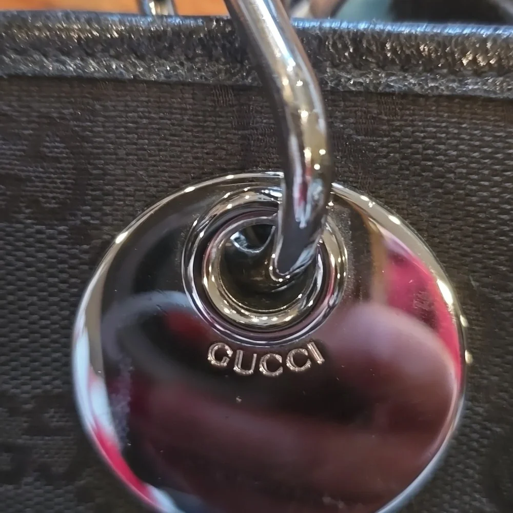 Black Gucci Date Night purse - Picture 2 of 16